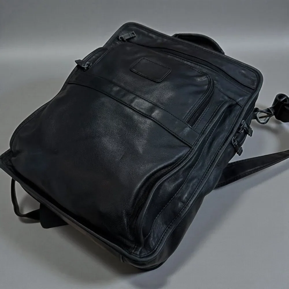 Vintage TUMI Black Leather Vertical Laptop Brief Messenger Bag Shoulder Strap